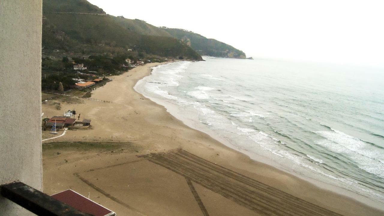 Casavacanze Belvedere Sperlonga Apartman Kültér fotó